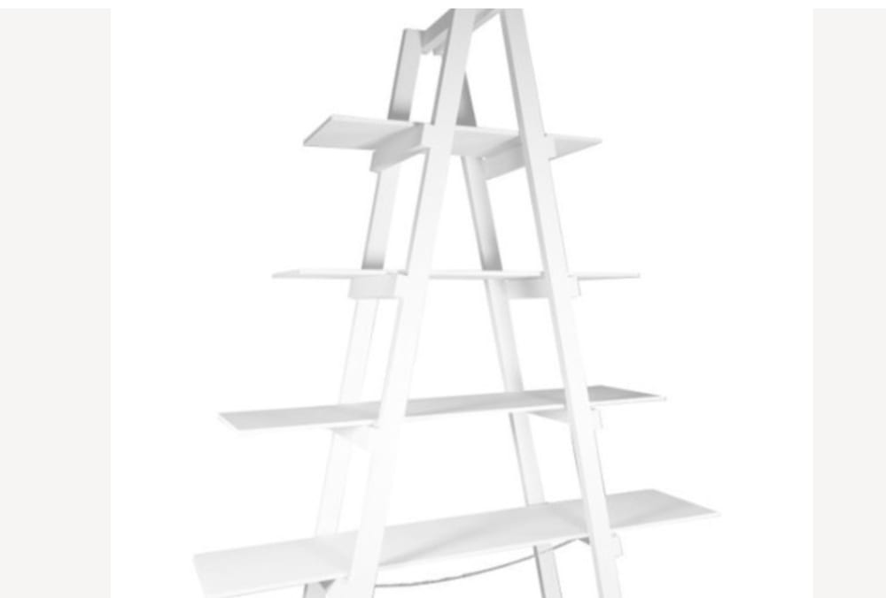 Escalera de recuerdos para alquiler en eventos