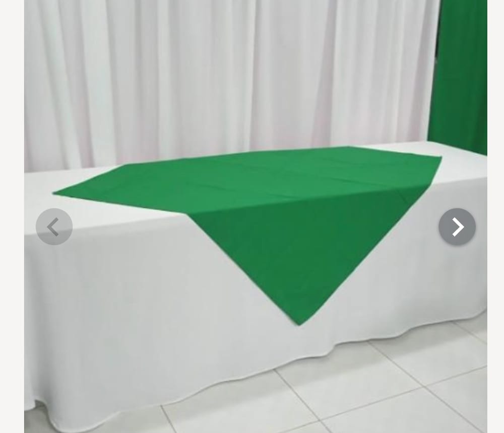 Mesón rectangular vestido para alquiler en eventos